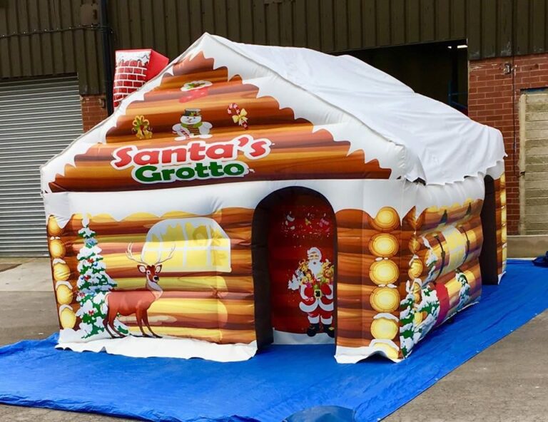 santas-grotto